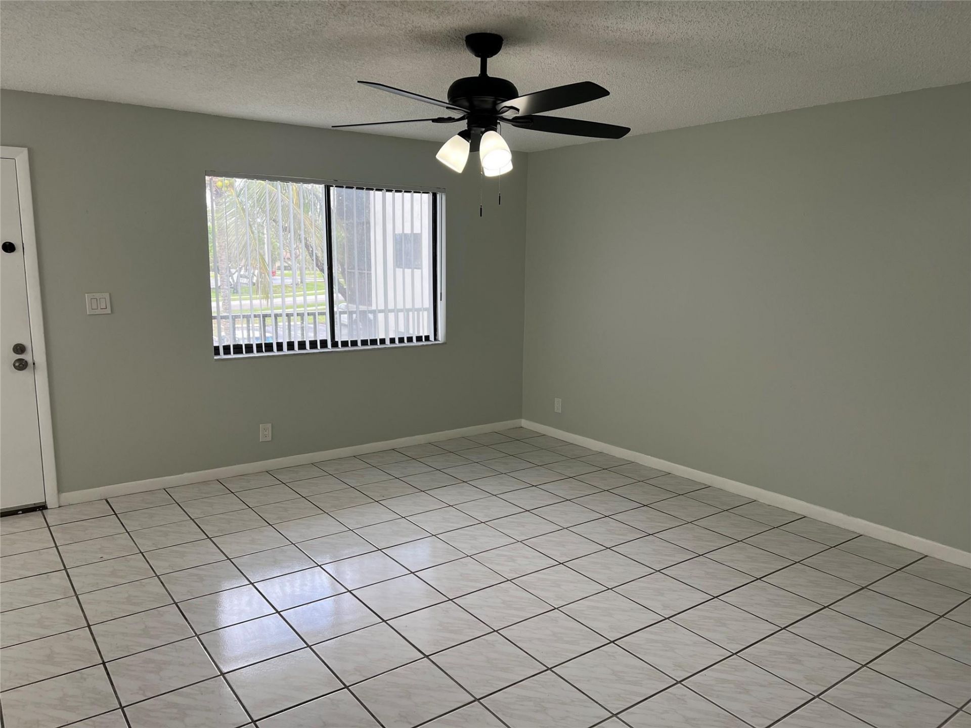 9920 NW 68th Place, Unit 210, Tamarac, FL 33321 Photo