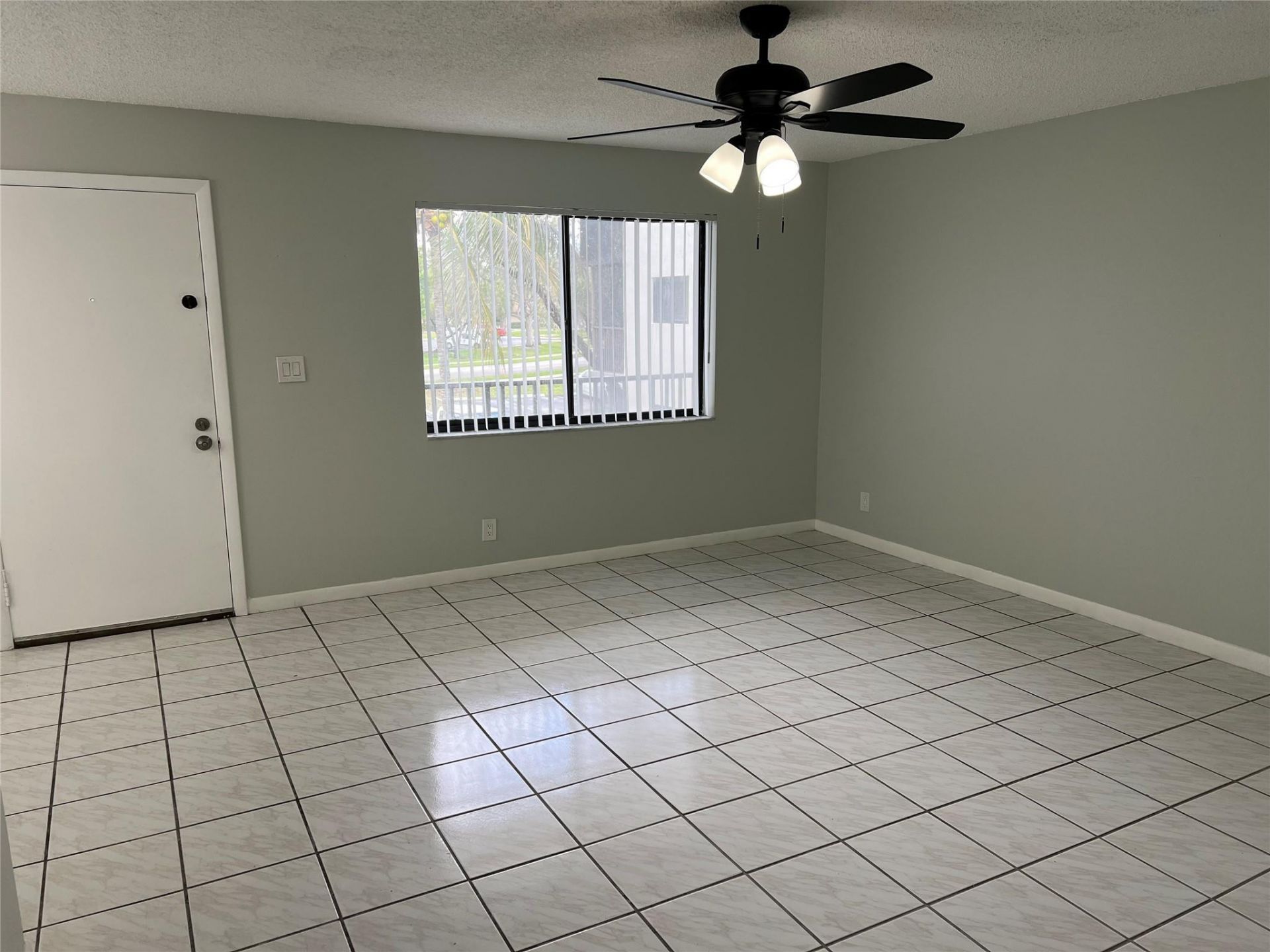 9920 NW 68th Place, Unit 210, Tamarac, FL 33321 Photo