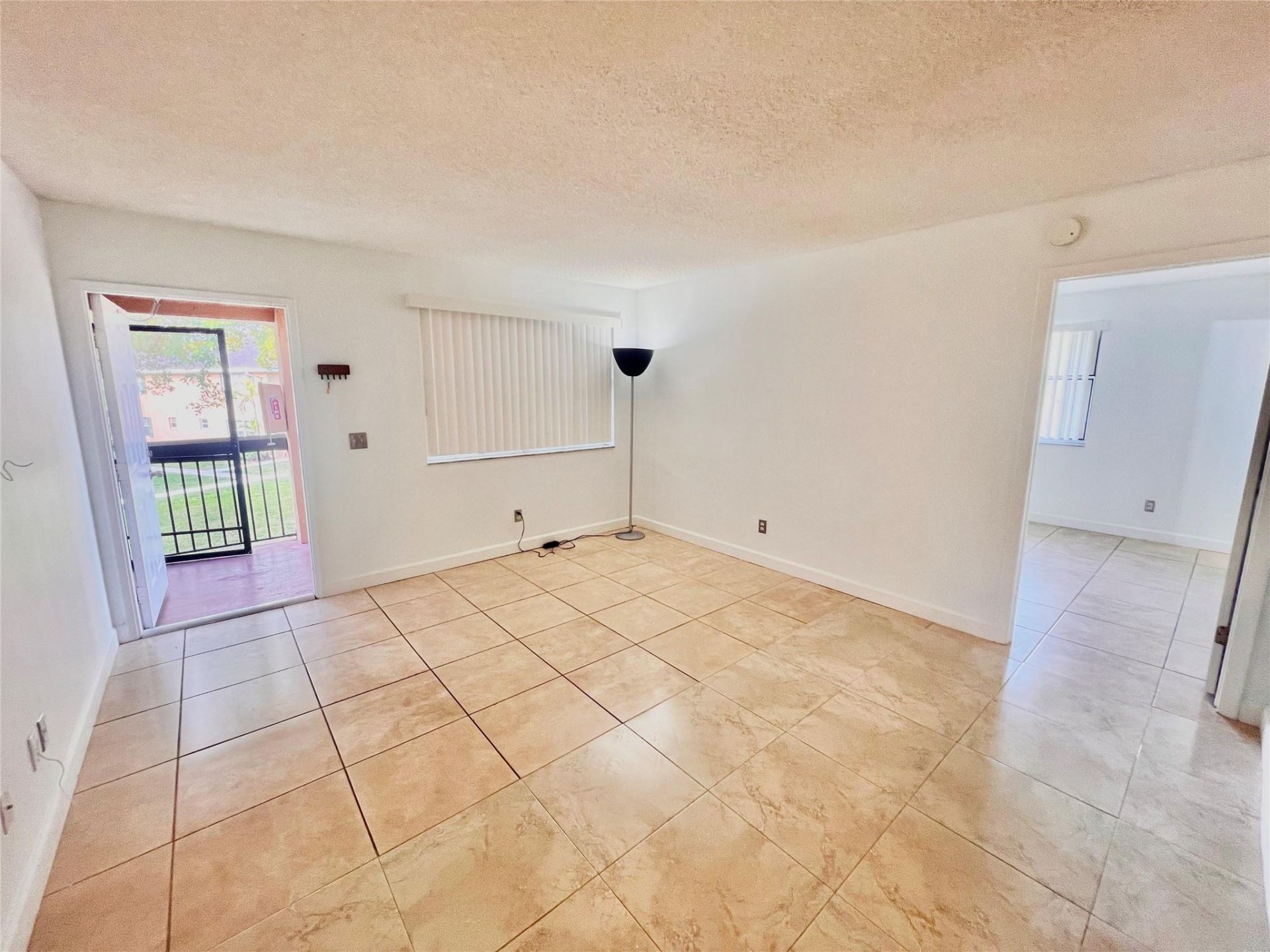 741 NW 104th Avenue, Unit 203, Hollywood, FL 33026 Photo