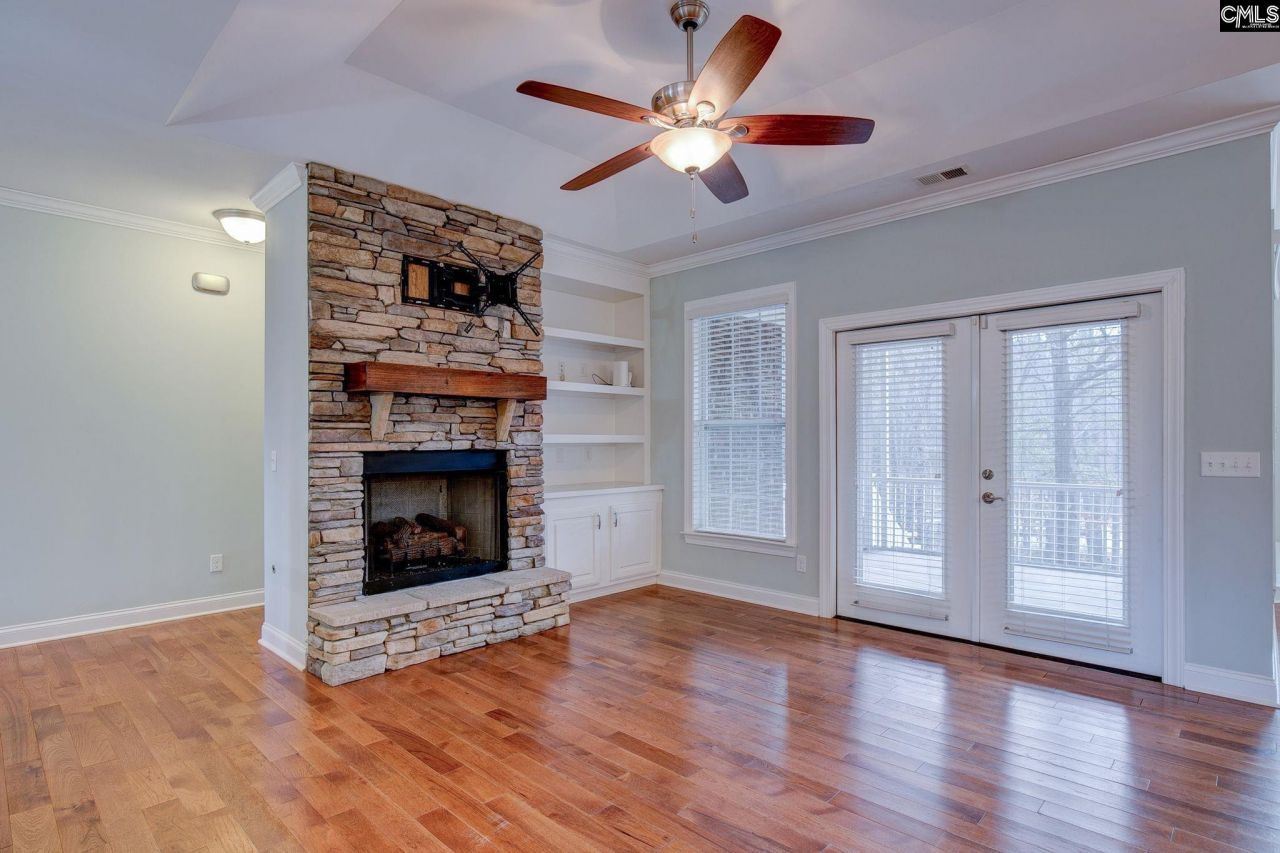 119 Country Lake Drive Photo 11