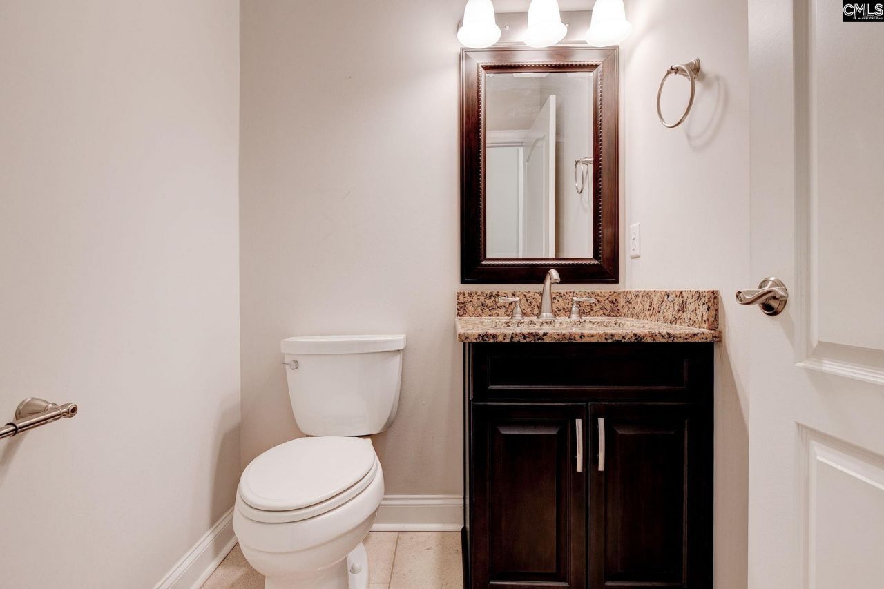 119 Country Lake Drive Photo 29