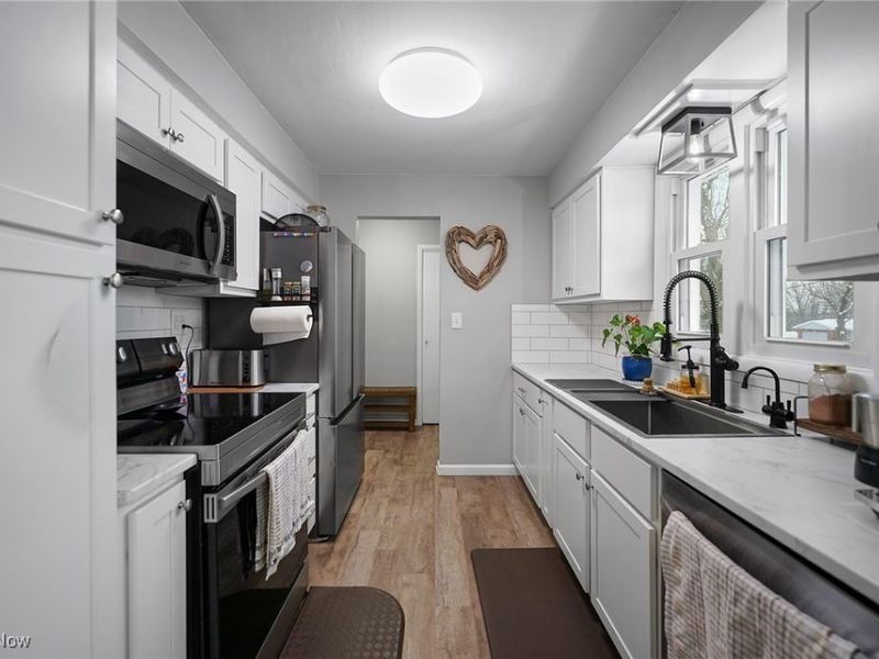 7647 Connelly Road, Masury, OH 44438 Photo 5