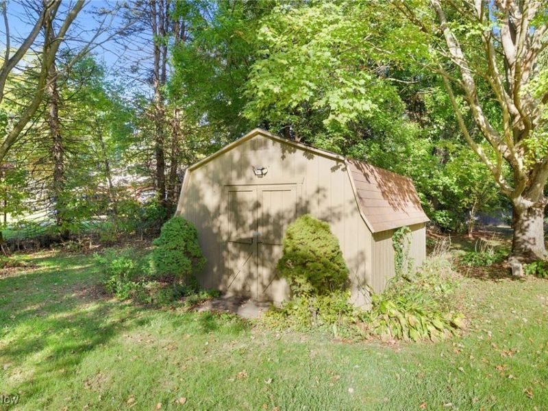 3863 Heckman Street NW, Uniontown, OH 44685 Photo 25