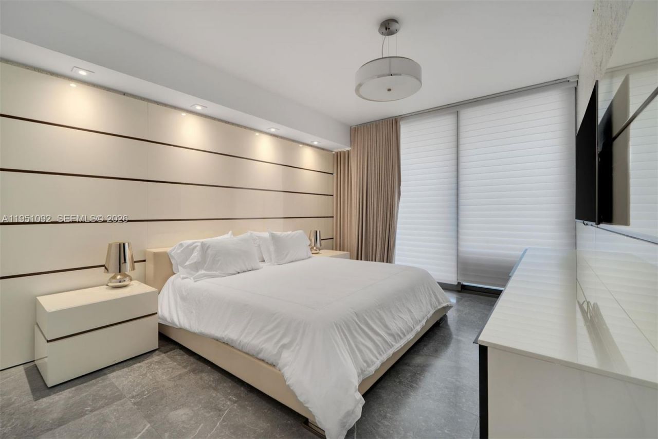 350 Ocean Dr, Unit 205N, Key Biscayne, FL 33149 Photo