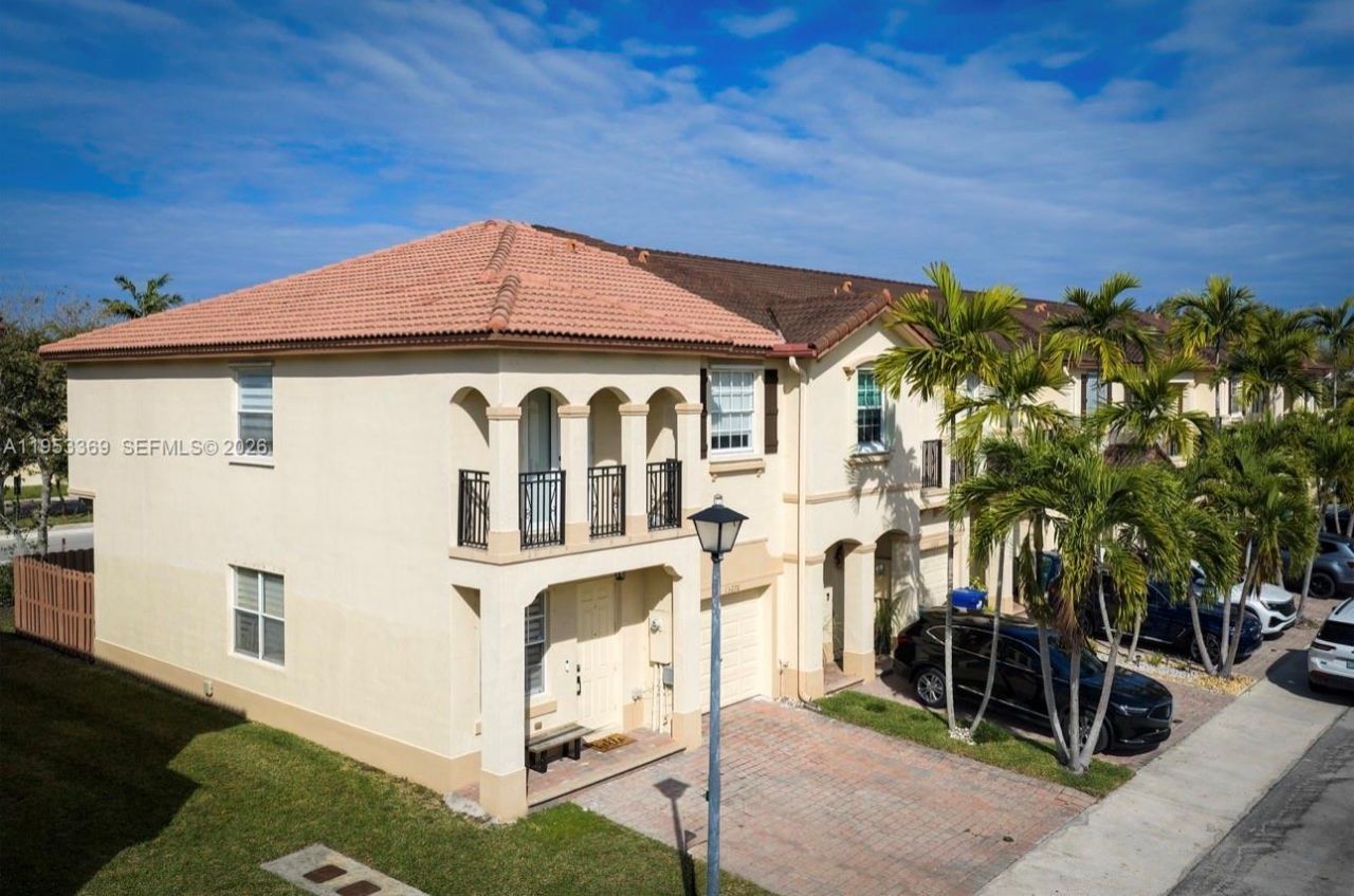 13276 SW 128th Psge , Miami, FL 33186 Photo