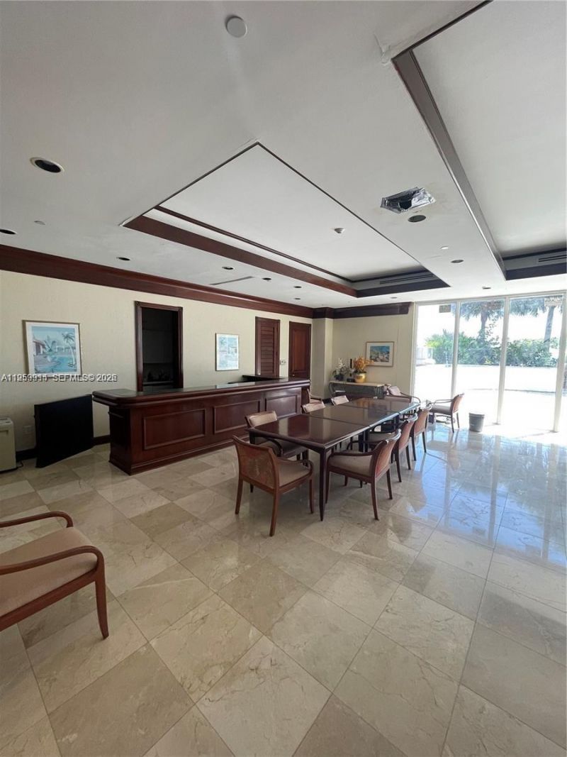 8925 Collins Ave, Unit 11D, Surfside, FL 33154 Photo