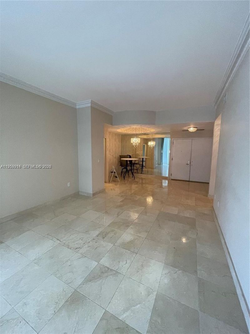 8925 Collins Ave, Unit 11D, Surfside, FL 33154 Photo
