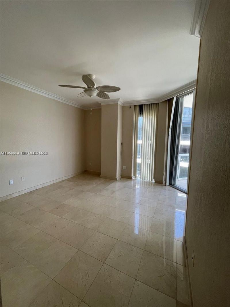 8925 Collins Ave, Unit 11D, Surfside, FL 33154 Photo