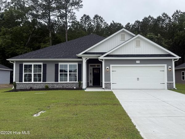 193 Seashore Street, Grimesland, NC 27837