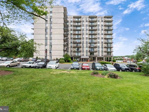 3245 RIO DRIVE, Unit 211, FALLS CHURCH, VA 22041