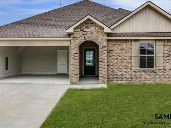 1516 Colonel Ridge , New Iberia, LA 70560