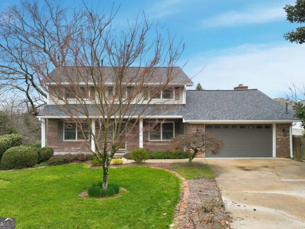 1582 Riverside Drive, Gainesville, GA 30501