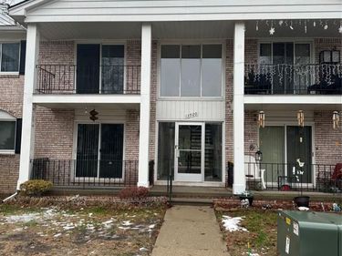 13920 Camelot Drive, Sterling Heights, MI 48312