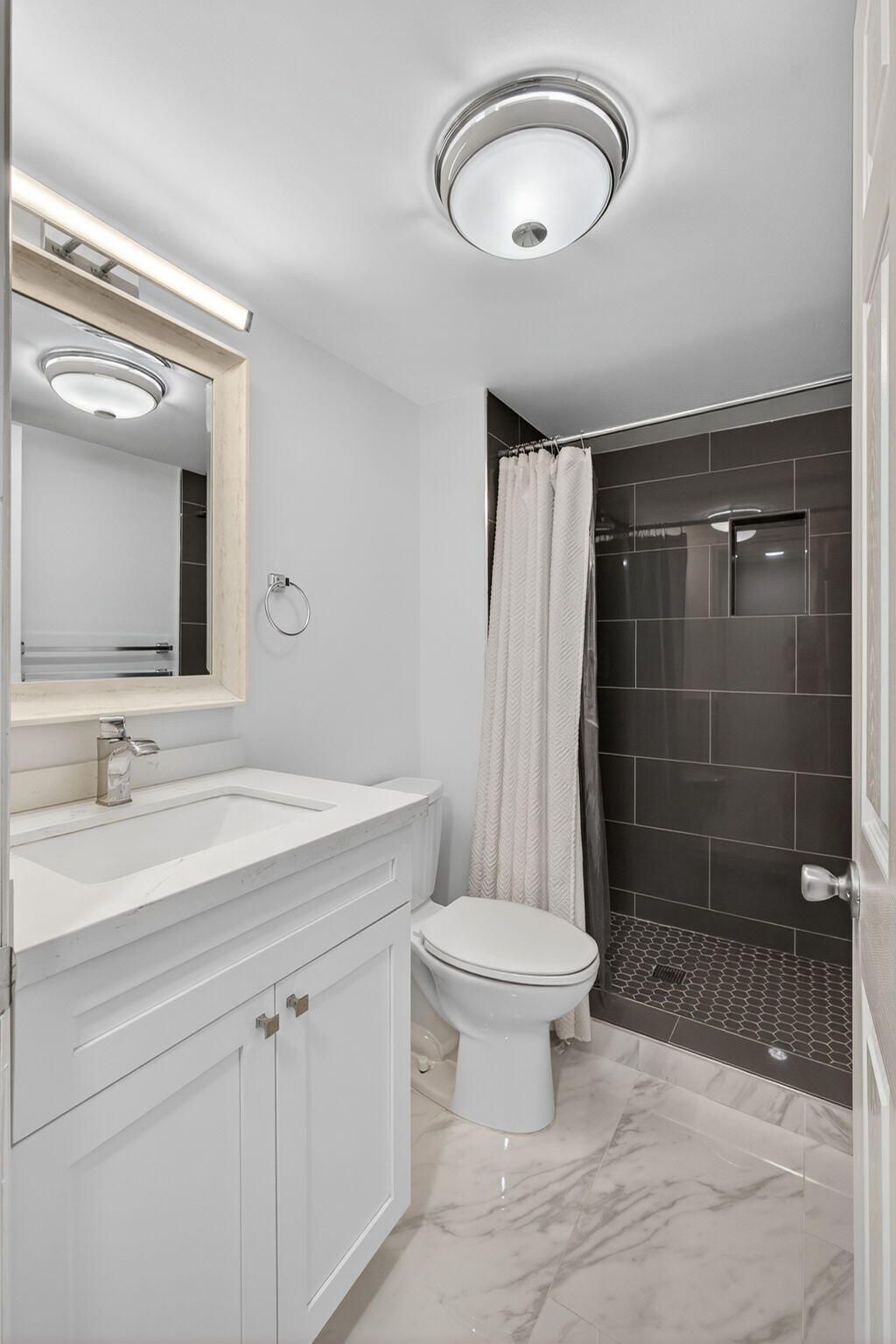 176 Helios Drive, Unit 209, Jupiter, FL 33477 Photo