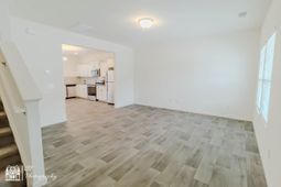 305 Cherwell Ct. photo 4