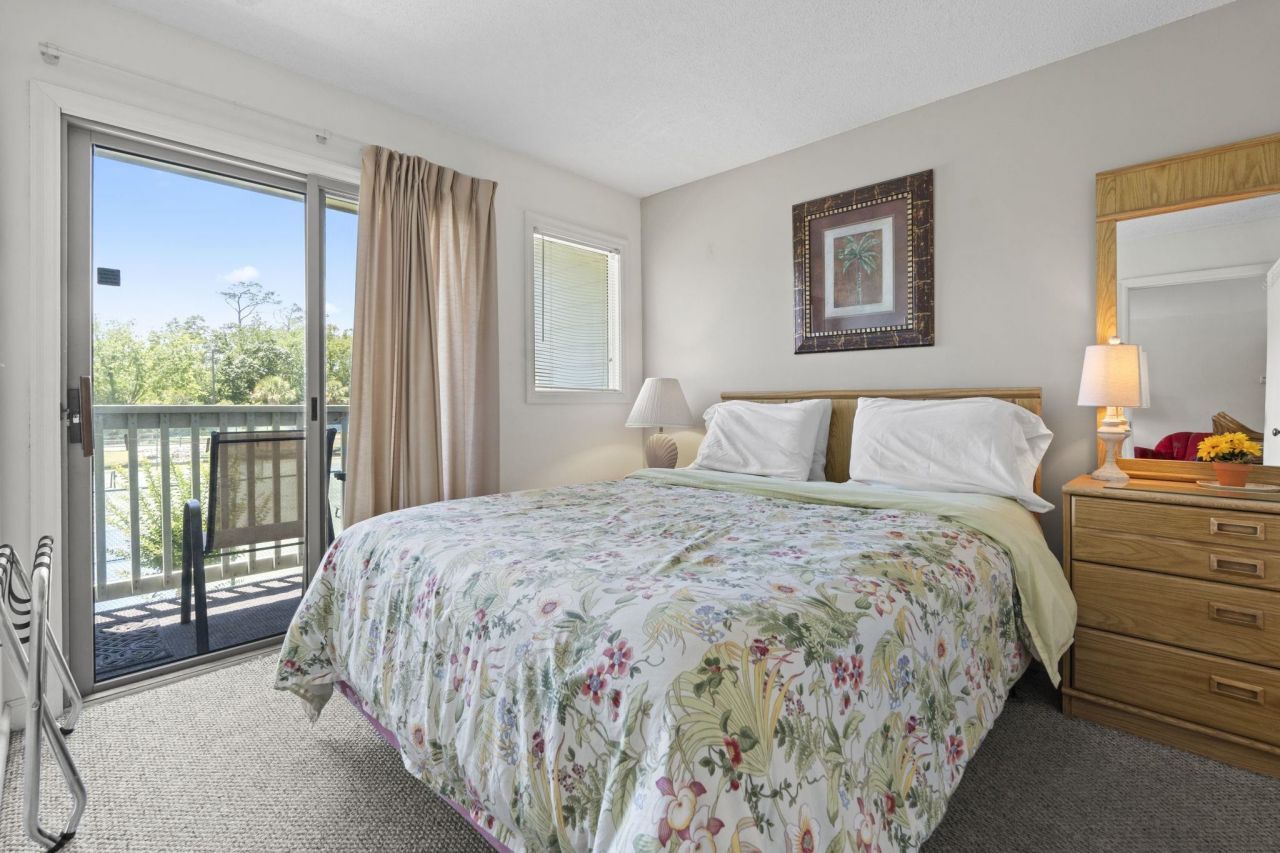 5905 South Kings Hwy.  Photo 12