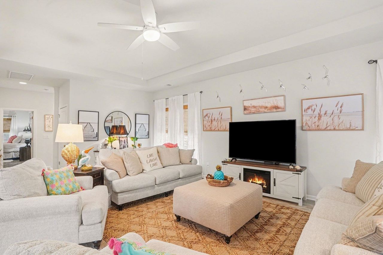 330 Splendor Circle Photo 14