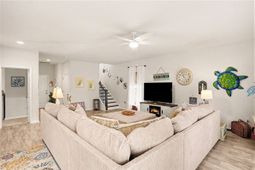 330 Splendor Circle photo 4