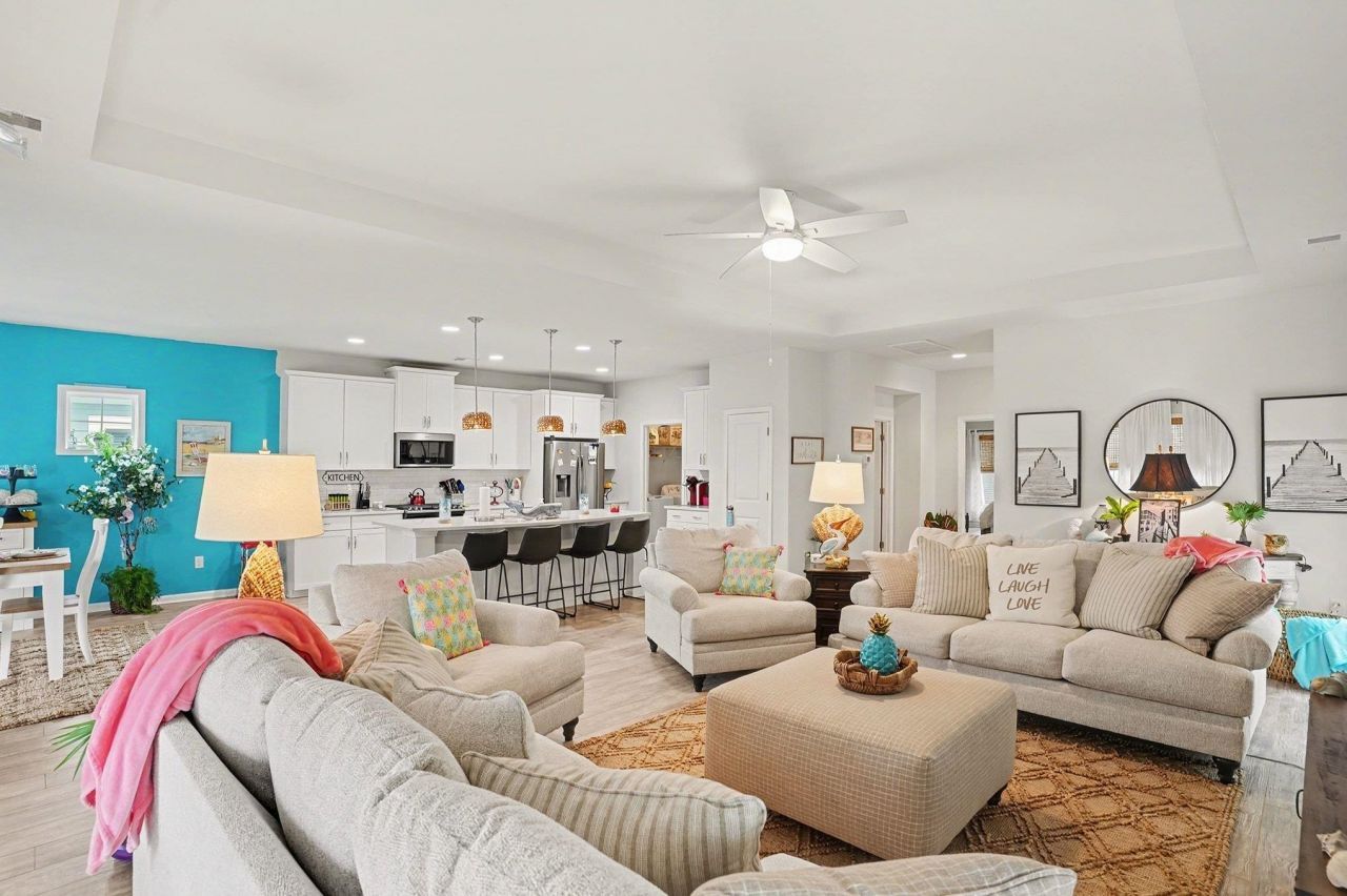 330 Splendor Circle Photo 6