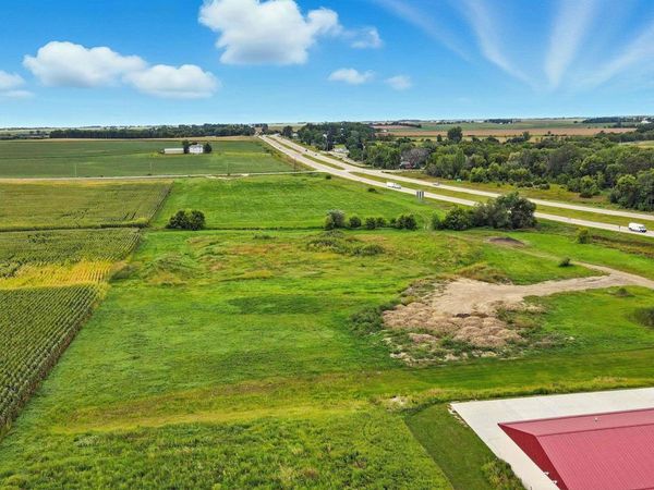 11.55 S Highway 63, Denver, IA 50622