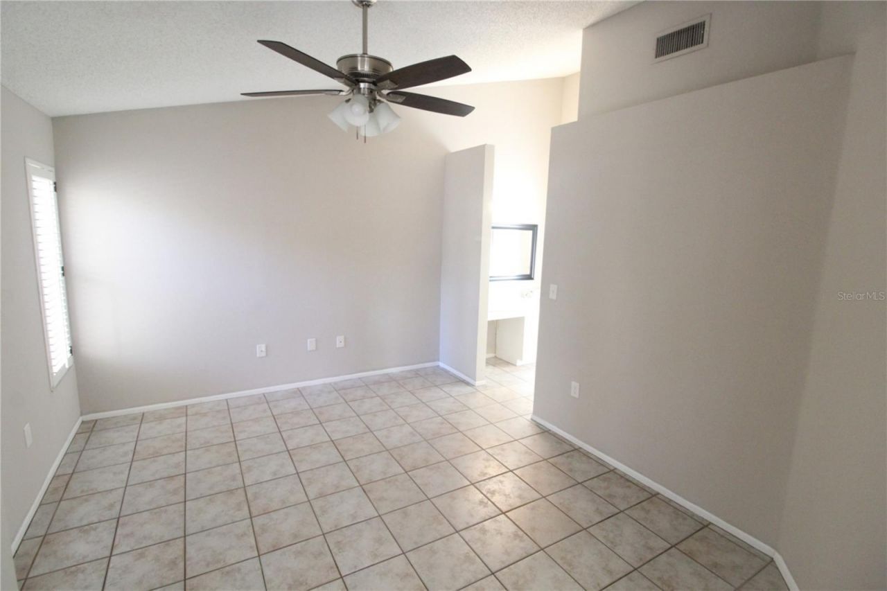 4218 Saint Charles Drive, Sarasota, FL 34243 Photo