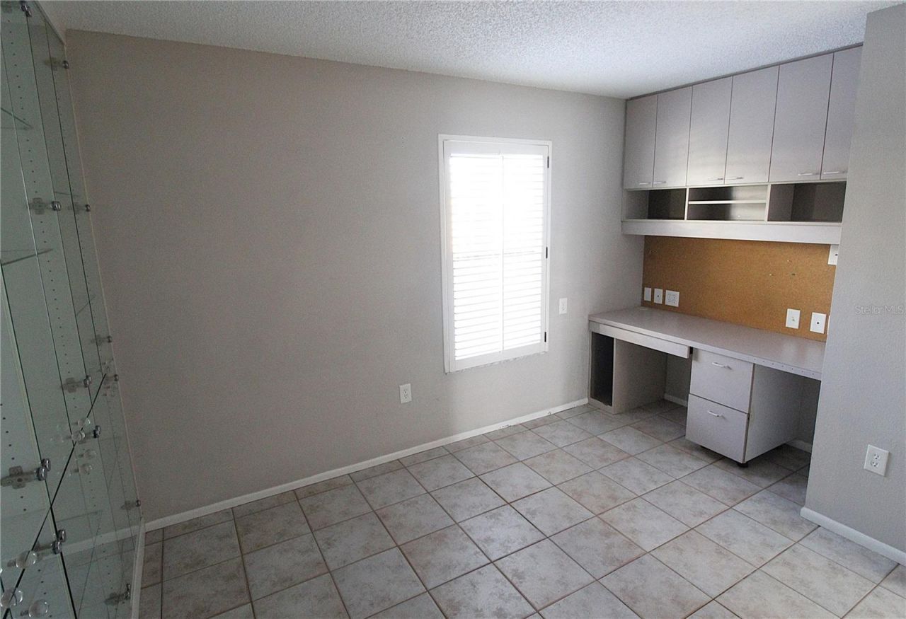 4218 Saint Charles Drive, Sarasota, FL 34243 Photo