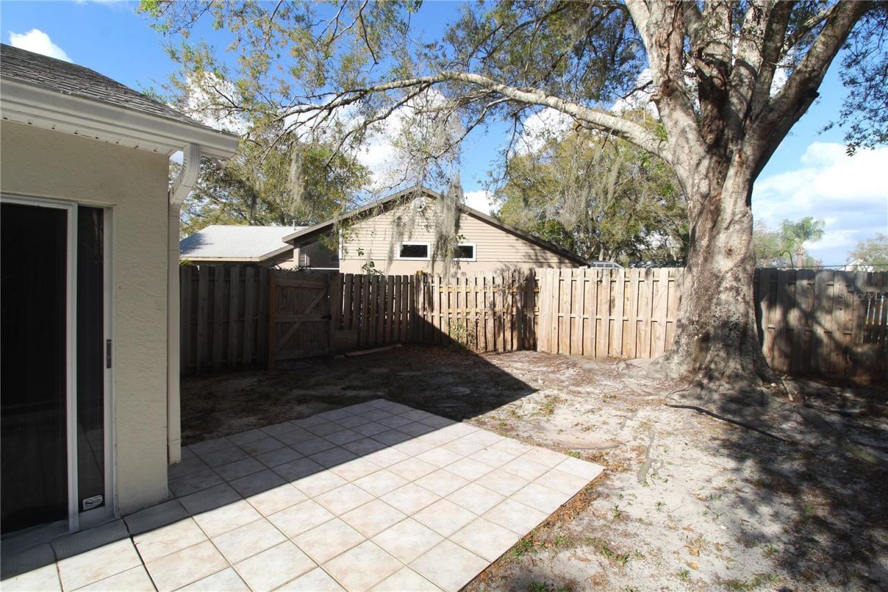 4218 Saint Charles Drive, Sarasota, FL 34243 Photo