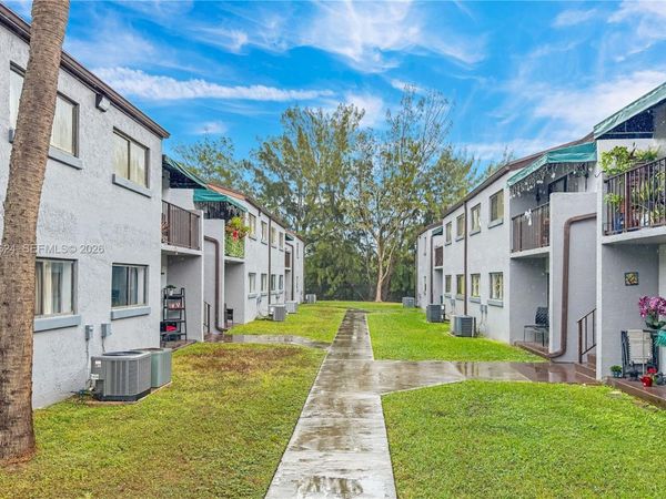 7411 SW 152nd Ave, Unit 6-206, Miami, FL 33193
