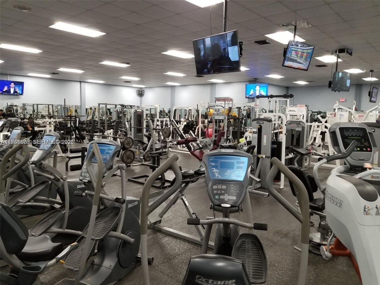 100 Lakeview Dr, Unit 108, Weston, FL 33326 Photo