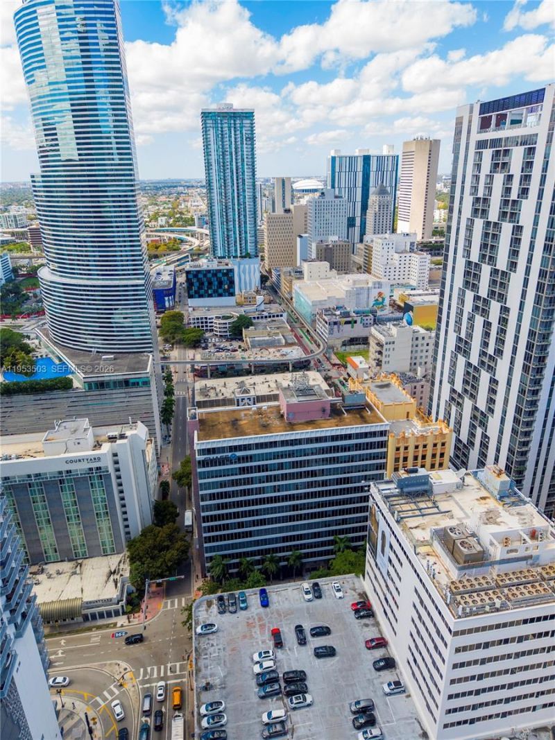 150 SE 2nd Ave , Unit 1410, Miami, FL 33131 Photo