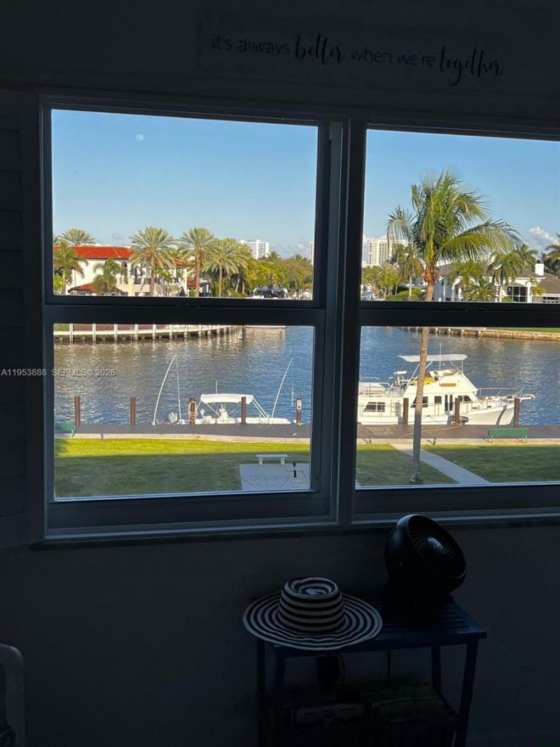 230 N Federal Hwy, Unit 305, Deerfield Beach, FL 33441 Photo