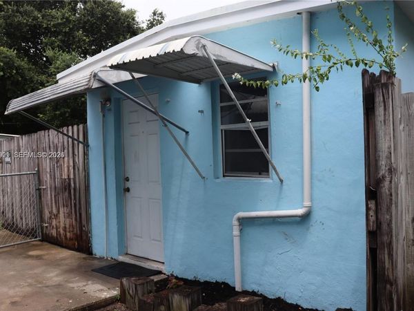 5743 Lincoln St , Unit 2, Hollywood, FL 33021