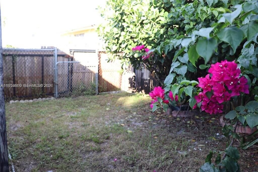 5743 Lincoln St , Unit 2, Hollywood, FL 33021 Photo