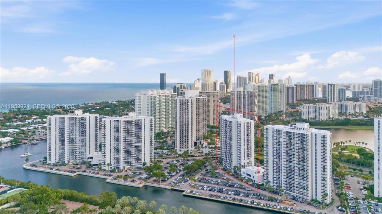 3731 N Country Club Dr, Unit 1421, Aventura, FL 33180 Photo