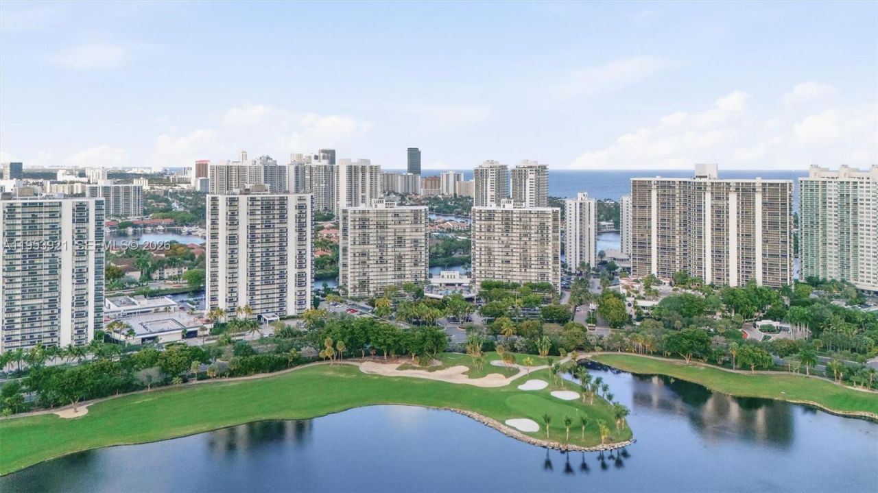 3731 N Country Club Dr, Unit 1421, Aventura, FL 33180 Photo