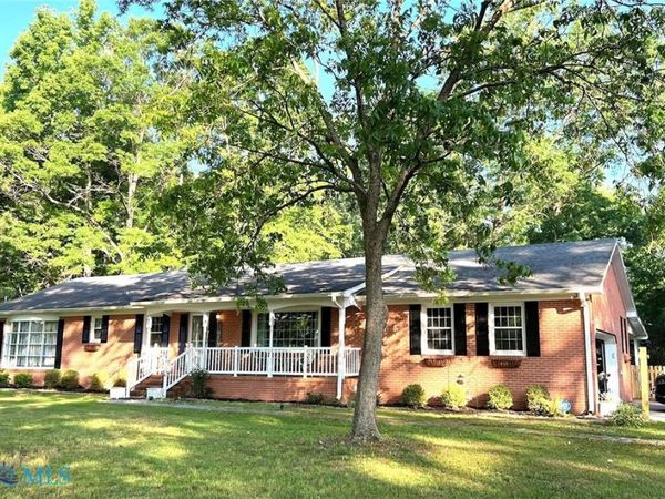 1000 E Magnolia Avenue, West Point, VA 23181