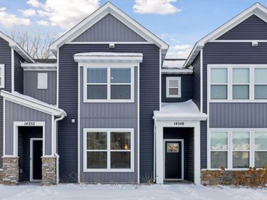 14548 Twin Lakes Circle, Burnsville, MN 55306