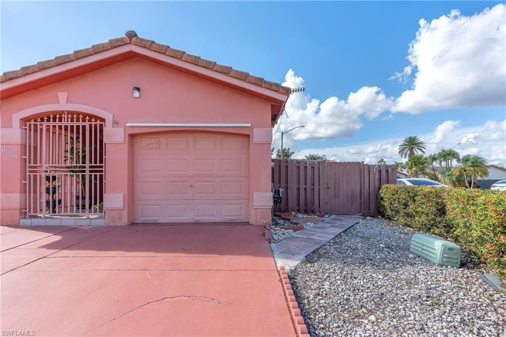 1002 SW 142nd Ct, Miami, FL 33184 Photo