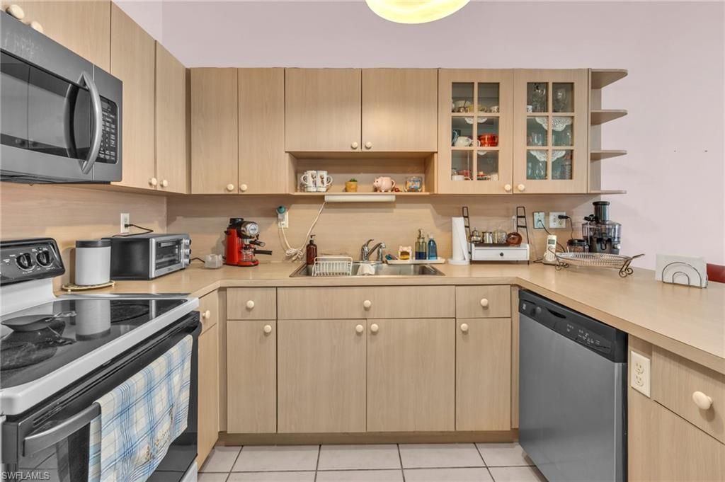 1002 SW 142nd Ct, Miami, FL 33184 Photo