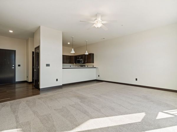 120 Twin Steeples Circle NE #206, Dyersville, IA 52040