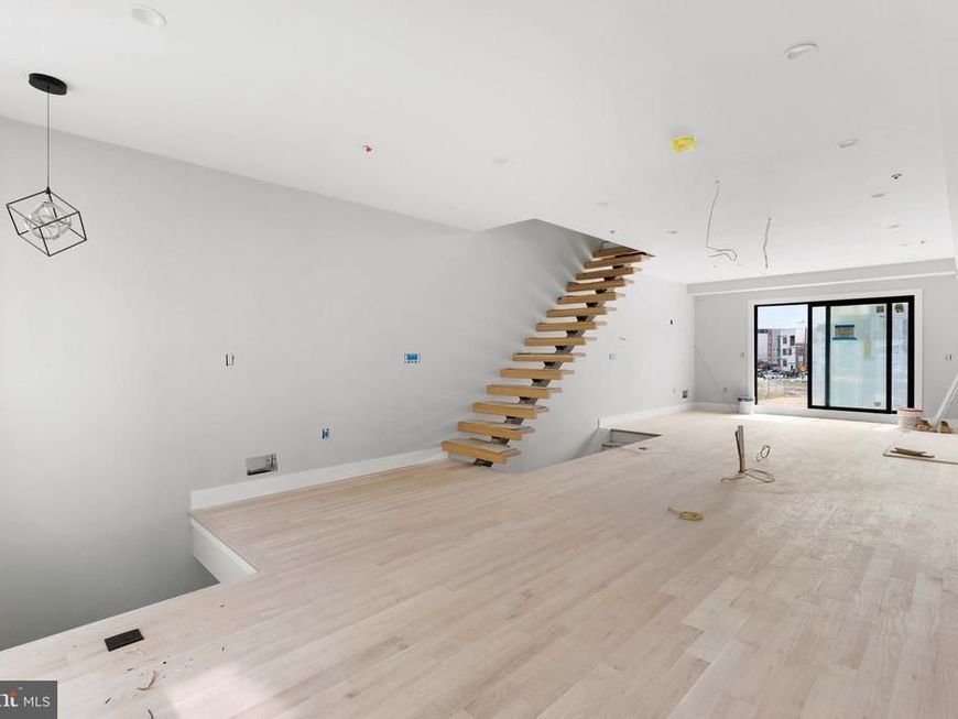 834 Cameron Street, Philadelphia, PA 19130 Main Photo