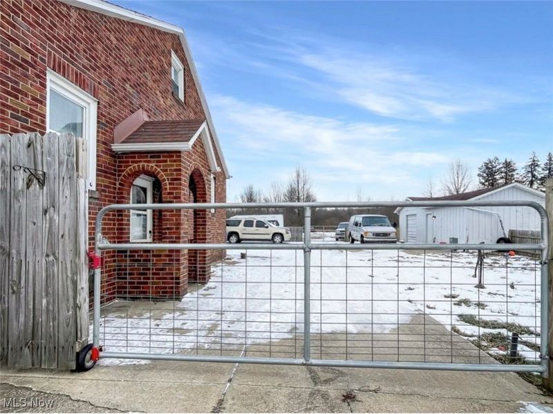 4242 Mccartney Road, Lowellville, OH 44436 Photo 19