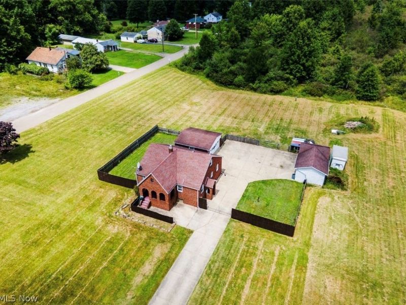 4242 Mccartney Road, Lowellville, OH 44436 Photo 32