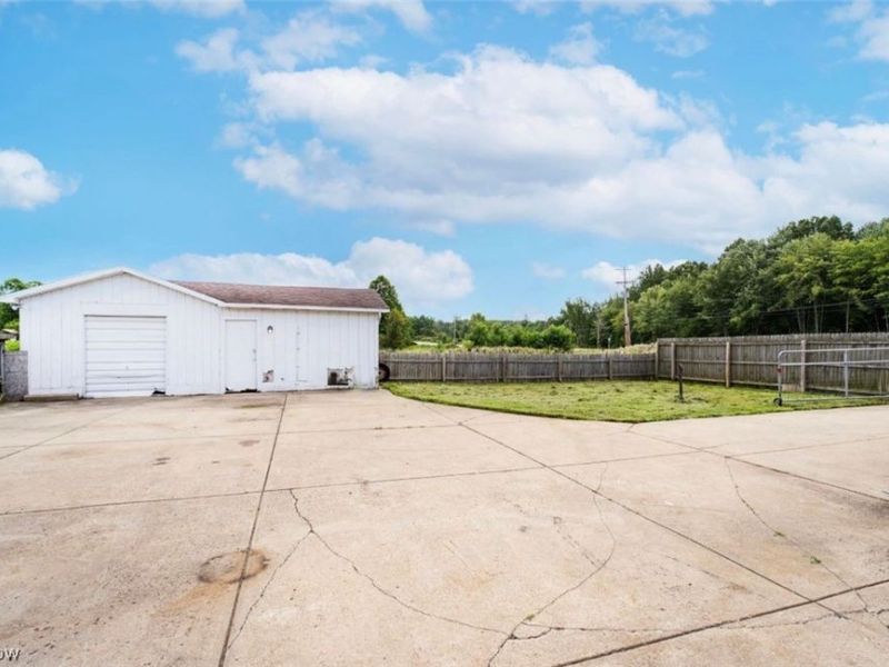 4242 Mccartney Road, Lowellville, OH 44436 Photo 36