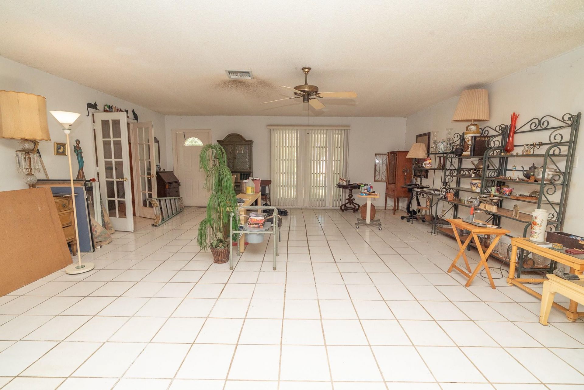 810 SE 10th Street, Fort Lauderdale, FL 33316 Photo