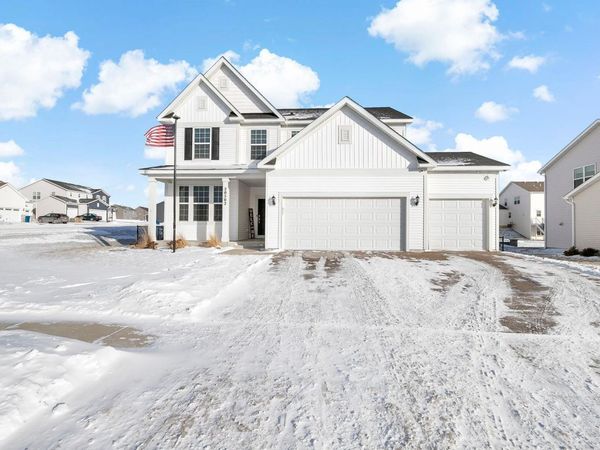 20502 Granville Lane, Lakeville, MN 55044