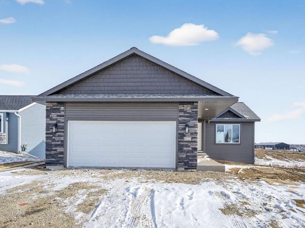 6222 Cody Place NW, Rochester, MN 55901