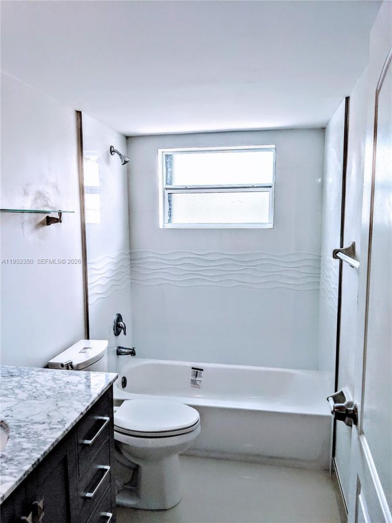 1617 Jefferson Ave, Unit 304, Miami Beach, FL 33139 Photo