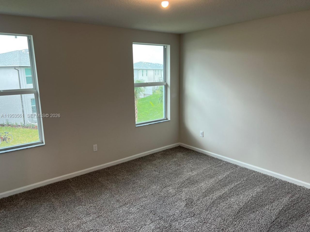 5629 Mentmore Dr, Mangonia Park, FL 33407 Photo