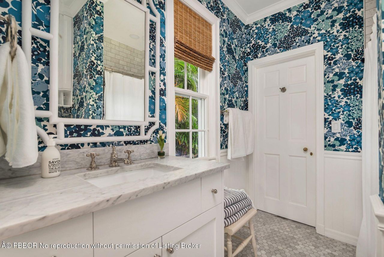 255 Colonial Lane, Palm Beach, FL 33480 Photo